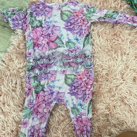 12-18 month Bums and Roses zip up footie pajamas. Excellent used condition. - Picture 10 of 13